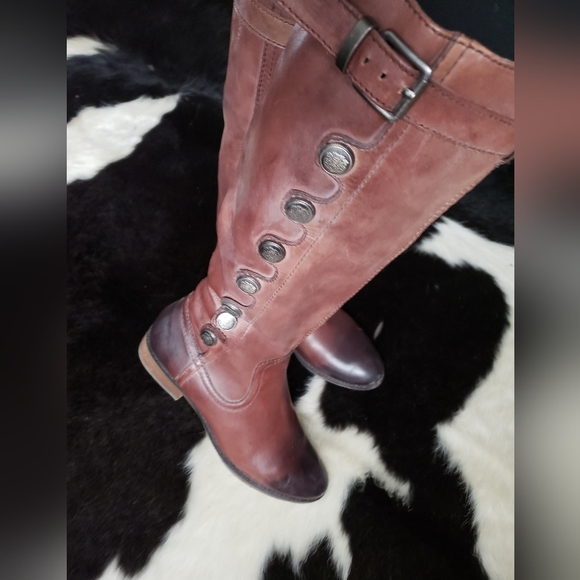 Leather boots - Picture 4 of 13